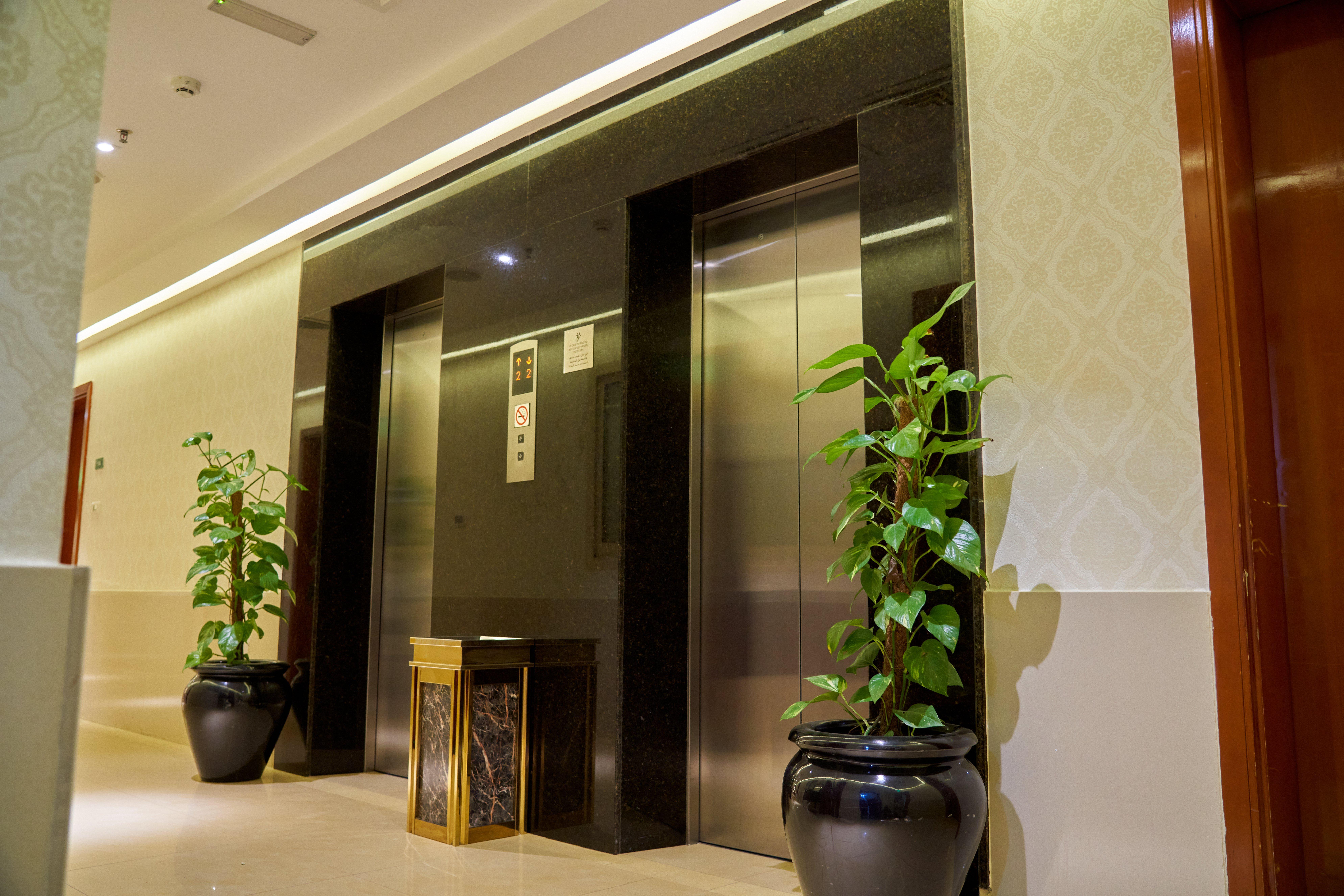 City Stay Hotel Apartment Dubai Exteriör bild